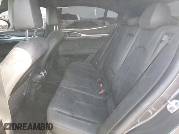 2024 Alfa Romeo Stelvio Veloce z VIN ZASPAKBN3R7D71181, wystawiony jako Copart lot #87510335 z przebiegiem 19 477 mil mil oraz Szkody całkowita. Historia ofert i sprzedaży dostępna na DreamBid. Obrazek 11.