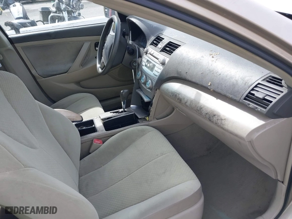 2008 Toyota Camry LE with VIN 4T1BK46K58U575861, listed as a IAAI auction lot 41685664 with 267,003 mi miles. Bid and sale history available at carsss.com. Image 5.