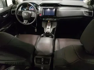 2018 Honda Clarity Plug-In Hybrid with VIN JHMZC5F15JC013773, listed as a Copart auction lot 43629434 with 62,511 mi miles. Bid and sale history available at carsss.com. Image 8.