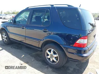 2003 Mercedes-Benz M 350 с VIN 4JGAB57E73A430678, выставлен на аукционе IAAI как лот 42268554 с пробегом 239 108 миль миль и . История ставок и продаж доступна на DreamBid. Изображение 3.