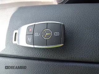 2021 Mercedes-Benz GLC 300 with VIN W1N0G8DB7MF978724, listed as a IAAI auction lot 41923957 with 33,434 mi miles and . Bid and sale history available at DreamBid. Image 11.