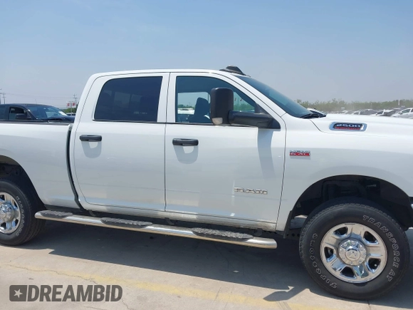 2022 Ram 2500 Tradesman with VIN 3C6UR5CJ2NG372068, listed as a IAAI auction lot 42255819 with 19,803 mi miles and . Bid and sale history available at DreamBid. Image 13.