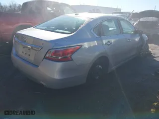2015 Nissan Altima 2.5 S with VIN 1N4AL3APXFC177757, listed as a IAAI auction lot 41182030 with 162,645 mi miles. Bid and sale history available at carsss.com. Image 4.