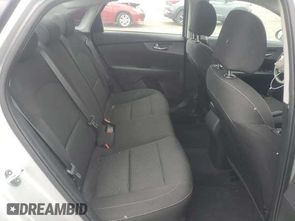 2021 Kia Forte LXS z VIN 3KPF24AD5ME334549, wystawiony jako Copart lot #57179825 z przebiegiem 43 544 mil mil oraz Szkoda całkowita • Salvage title. Historia ofert i sprzedaży dostępna na DreamBid. Obrazek 10.
