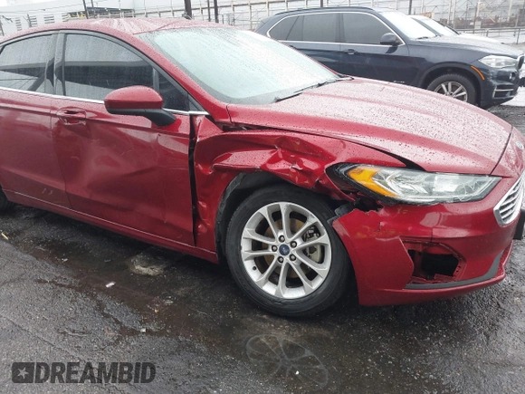 2019 Ford Fusion SE with VIN 3FA6P0HD0KR104302, listed as a IAAI auction lot 41550333 with 73,894 mi miles. Bid and sale history available at carsss.com. Image 6.