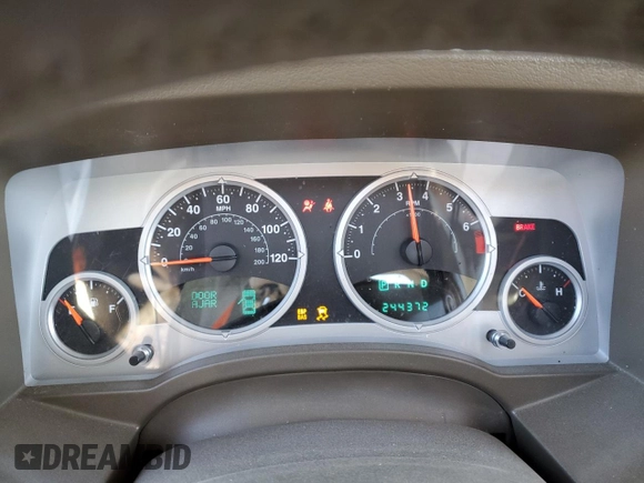 2008 Jeep Patriot Limited with VIN 1J8FT48W18D521193, listed as a Copart auction lot 83746284 with 244,372 mi miles and Salvage Title. Bid and sale history available at DreamBid. Image 9.