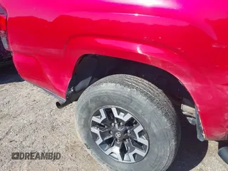 2022 Toyota Tacoma SR with VIN 3TYAX5GN3NT041035, listed as a IAAI auction lot 41975885 with 25,619 mi miles and . Bid and sale history available at DreamBid. Image 17.