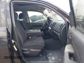 2013 Toyota Tundra z VIN 5TFDW5F13DX302067, wystawiony jako IAAI lot #42461336 z przebiegiem 124 876 mil mil oraz . Historia ofert i sprzedaży dostępna na DreamBid. Obrazek 5.