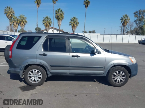 2005 Honda CR-V EX z VIN JHLRD788X5C065557, wystawiony jako IAAI lot #41773871 z przebiegiem 182 060 mil mil oraz . Historia ofert i sprzedaży dostępna na DreamBid. Obrazek 13.