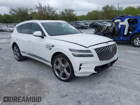 2023 Genesis GV80 z VIN KMUHCESC7PU109750, wystawiony jako IAAI lot #41950393 z przebiegiem 27 229 mil mil oraz . Historia ofert i sprzedaży dostępna na DreamBid. Obrazek 1.