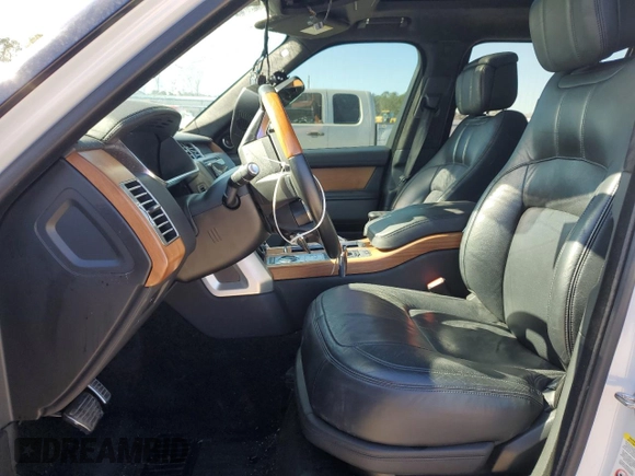 2020 Land Rover Range Rover Autobiography with VIN SALGV5SE9LA567952, listed as a Copart auction lot 44683925 with 56,779 mi miles and Clean title. Bid and sale history available at DreamBid. Image 7.