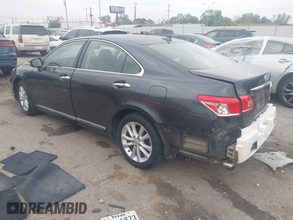 2011 Lexus ES with VIN JTHBK1EG4B2428612, listed as a IAAI auction lot 41950190 with 183,736 mi miles. Bid and sale history available at carsss.com. Image 3.