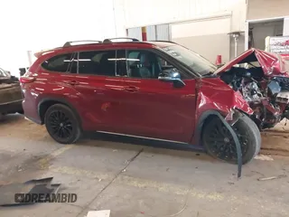 2023 Toyota Highlander L z VIN 5TDKDRBH3PS509530, wystawiony jako IAAI lot #41966557 z przebiegiem 35 298 mil mil oraz . Historia ofert i sprzedaży dostępna na DreamBid. Obrazek 14.