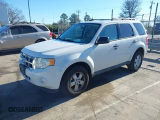 2010 Ford Escape XLT с VIN 1FMCU0D77AKD38652, выставлен на аукционе IAAI как лот 41264448 с пробегом 257 864 миль миль и . История ставок и продаж доступна на DreamBid. Изображение 2.