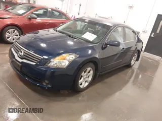 2008 Nissan Altima 2.5 S with VIN 1N4AL21E38C245599, listed as a IAAI auction lot 41914002 with 153,170 mi miles. Bid and sale history available at carsss.com. Image 18.