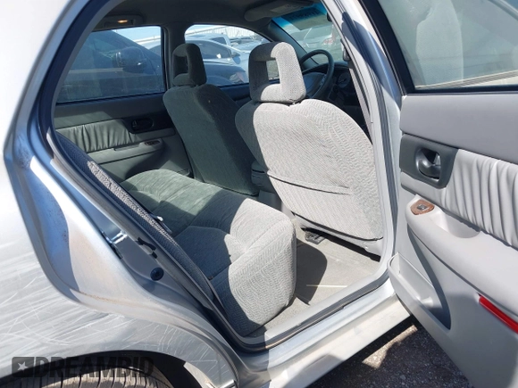 2004 Buick Regal LS with VIN 2G4WB52K341249687, listed as a IAAI auction lot 41989971 with 1 mi miles. Bid and sale history available at carsss.com. Image 8.