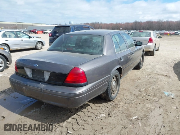 2007 Ford Police Interceptor z VIN 2FAFP71W97X155407, wystawiony jako IAAI lot #41881583 z przebiegiem Nie podano mil oraz . Historia ofert i sprzedaży dostępna na DreamBid. Obrazek 4.