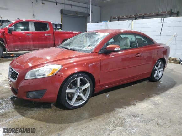 2011 Volvo C70 with VIN YV1672MC4BJ109896, listed as a Copart auction lot 45668265 with NaN miles and Salvage Title. Bid and sale history available at carsss.com. Image 1.