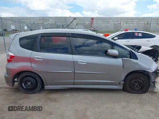 2010 Honda Fit Sport with VIN JHMGE8H42AC020450, listed as a IAAI auction lot 42408052 with 134,511 mi miles and . Bid and sale history available at DreamBid. Image 13.