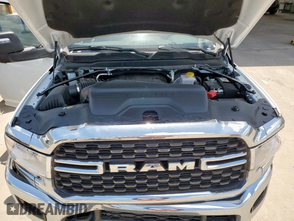 2024 Ram 2500 Big Horn with VIN 3C6UR5DJ9RG387185, listed as a Copart auction lot 61833355 with 10,213 mi miles and Clean title. Bid and sale history available at DreamBid. Image 11.