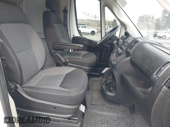 2019 Ram ProMaster Cargo with VIN 3C6TRVNG9KE509253, listed as a IAAI auction lot 41424531 with 47,517 mi miles and . Bid and sale history available at DreamBid. Image 5.