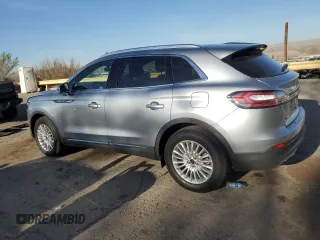 2020 Lincoln Nautilus Standard with VIN 2LMPJ6J92LBL20368, listed as a Copart auction lot 46253285 with 20,493 mi miles and Salvage title. Bid and sale history available at DreamBid. Image 2.