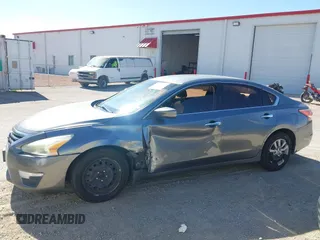 2015 Nissan Altima 2.5 SV with VIN 1N4AL3AP5FC484561, listed as a IAAI auction lot 41469626 with 150,509 mi miles. Bid and sale history available at carsss.com. Image 14.