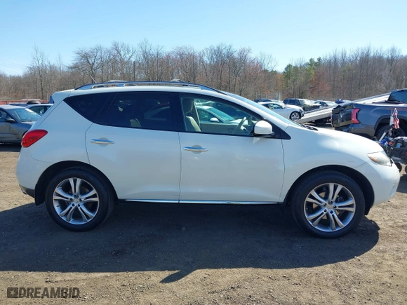 2009 Nissan Murano SL with VIN JN8AZ18W19W113804, listed as a IAAI auction lot 41802043 with 107,803 mi miles. Bid and sale history available at carsss.com. Image 13.