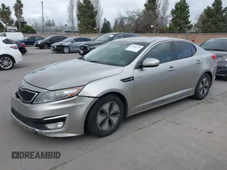 2013 Kia Optima EX z VIN KNAGM4AD5D5042830, wystawiony jako IAAI lot #41896311 z przebiegiem 232 104 mil mil oraz . Historia ofert i sprzedaży dostępna na DreamBid. Obrazek 2.