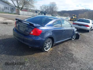 2006 Scion tC with VIN JTKDE177060128395, listed as a IAAI auction lot 41934031 with 181,740 mi miles. Bid and sale history available at carsss.com. Image 4.