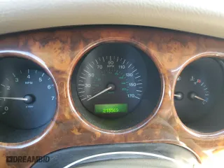 2000 Jaguar XJ VDP with VIN SAJDA24C2YLF03686, listed as a Copart auction lot 77023654 with 215,569 mi miles and Salvage Title. Bid and sale history available at carsss.com. Image 9.