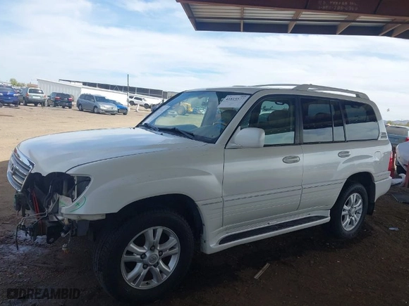 2004 Lexus LX 470 with VIN JTJHT00W443540368, listed as a IAAI auction lot 41815577 with NaN miles. Bid and sale history available at carsss.com. Image 15.