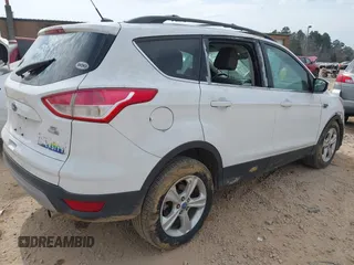 2013 Ford Escape SE with VIN 1FMCU9GX6DUA16089, listed as a IAAI auction lot 41657299 with 78,145 mi miles. Bid and sale history available at carsss.com. Image 4.