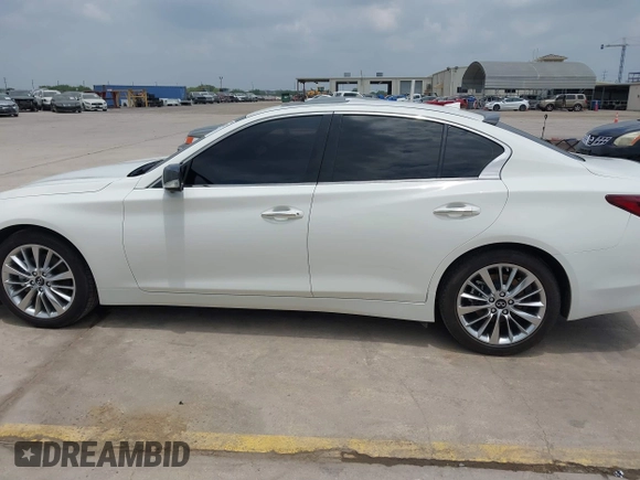 2021 Infiniti Q50 Luxe z VIN JN1EV7BRXMM752446, wystawiony jako IAAI lot #42158327 z przebiegiem 49 834 mil mil oraz . Historia ofert i sprzedaży dostępna na DreamBid. Obrazek 14.