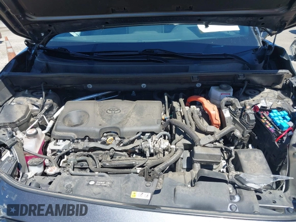 2022 Toyota RAV4 Hybrid SE with VIN 4T3T6RFV1NU068121, listed as a IAAI auction lot 42304467 with Not provided miles and . Bid and sale history available at DreamBid. Image 10.