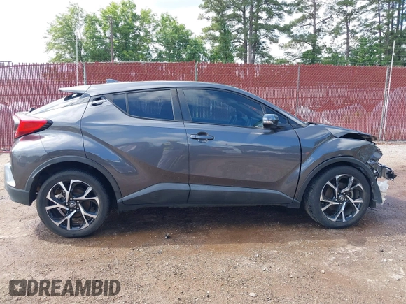 2018 Toyota C-HR XLE z VIN NMTKHMBX5JR045242, wystawiony jako IAAI lot #42209395 z przebiegiem 78 755 mil mil oraz . Historia ofert i sprzedaży dostępna na DreamBid. Obrazek 14.