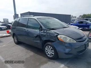 2006 Toyota Sienna CE z VIN 5TDZA23C86S580027, wystawiony jako IAAI lot #42518264 z przebiegiem 224 450 mil mil oraz . Historia ofert i sprzedaży dostępna na DreamBid. Obrazek 1.