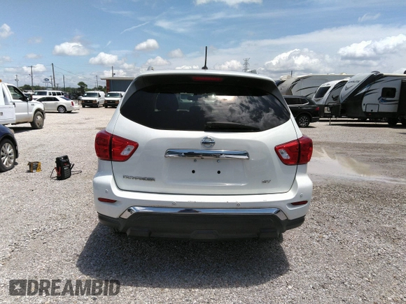 2017 Nissan Pathfinder SV with VIN 5N1DR2MN8HC665291, listed as a IAAI auction lot 42560354 with 190,336 mi miles and . Bid and sale history available at DreamBid. Image 16.