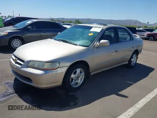 2000 Honda Accord EX с VIN 1HGCG1656YA029169, выставлен на аукционе IAAI как лот 42532680 с пробегом 164 850 миль миль и . История ставок и продаж доступна на DreamBid. Изображение 18.