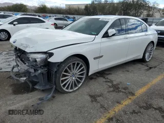 2013 BMW 7 Series 750Li with VIN WBAYE8C50DD133461, listed as a Copart auction lot 48075115 with 157,913 mi miles and Salvage title. Bid and sale history available at DreamBid. Image 1.