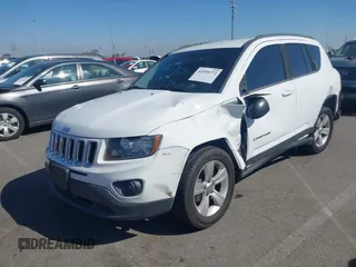 2015 Jeep Compass Sport with VIN 1C4NJCBB0FD122085, listed as a IAAI auction lot 41599772 with 98,155 mi miles. Bid and sale history available at carsss.com. Image 2.