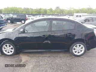 2010 Nissan Sentra SR with VIN 3N1AB6AP5AL709284, listed as a IAAI auction lot 42009100 with 156,168 mi miles and . Bid and sale history available at DreamBid. Image 15.