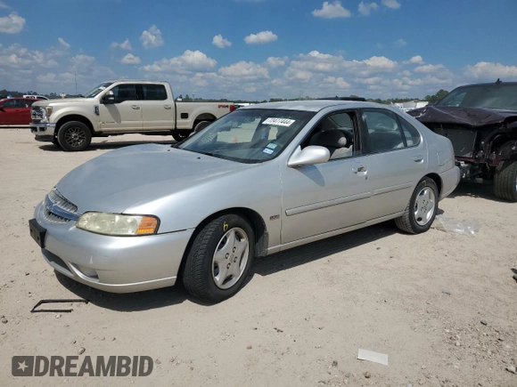 2001 Nissan Altima GXE with VIN 1N4DL01D01C235885, listed as a Copart auction lot 72477444 with 0 mi miles and Salvage Title. Bid and sale history available at carsss.com. Image 1.