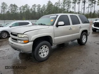 2005 Chevrolet Tahoe LT with VIN 1GNEC13T75R179933, listed as a Copart auction lot 45101455 with 230,711 mi miles and Salvage Title. Bid and sale history available at carsss.com. Image 1.