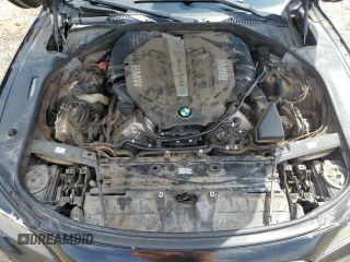 2013 BMW 7 Series 750i with VIN WBAYA8C5XDC996785, listed as a Copart auction lot 54854165 with 134,472 mi miles and Clean Title. Bid and sale history available at carsss.com. Image 11.