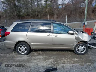2005 Toyota Sienna XLE with VIN 5TDBA22C25S037614, listed as a IAAI auction lot 41391263 with 90,568 mi miles. Bid and sale history available at carsss.com. Image 13.