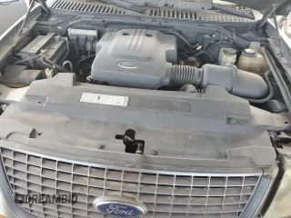 2003 Ford Expedition Special Service z VIN 1FMRU15W63LB04523, wystawiony jako Copart lot #53377785 z przebiegiem Nie podano mil oraz Szkoda całkowita • Salvage title. Historia ofert i sprzedaży dostępna na DreamBid. Obrazek 12.