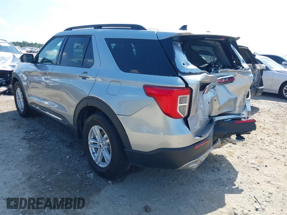 2023 Ford Explorer XLT with VIN 1FMSK7DH6PGC35396, listed as a IAAI auction lot 42545580 with 22,628 mi miles and . Bid and sale history available at DreamBid. Image 3.