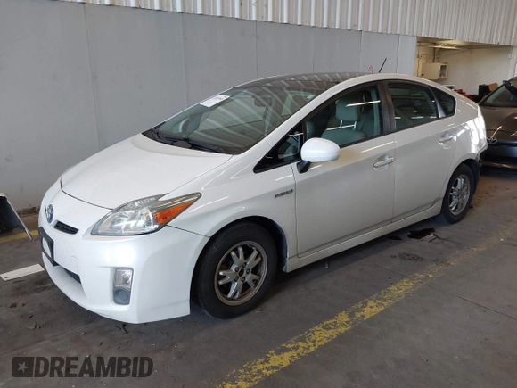 2010 Toyota Prius II with VIN JTDKN3DU4A0224477, listed as a IAAI auction lot 41893950 with 174,615 mi miles. Bid and sale history available at carsss.com. Image 2.