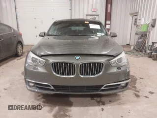 2014 BMW 5 Series 535i Gran Turismo xDrive z VIN WBA5M4C59ED183503, wystawiony jako IAAI lot #41983117 z przebiegiem 136 186 mil mil oraz . Historia ofert i sprzedaży dostępna na DreamBid. Obrazek 12.